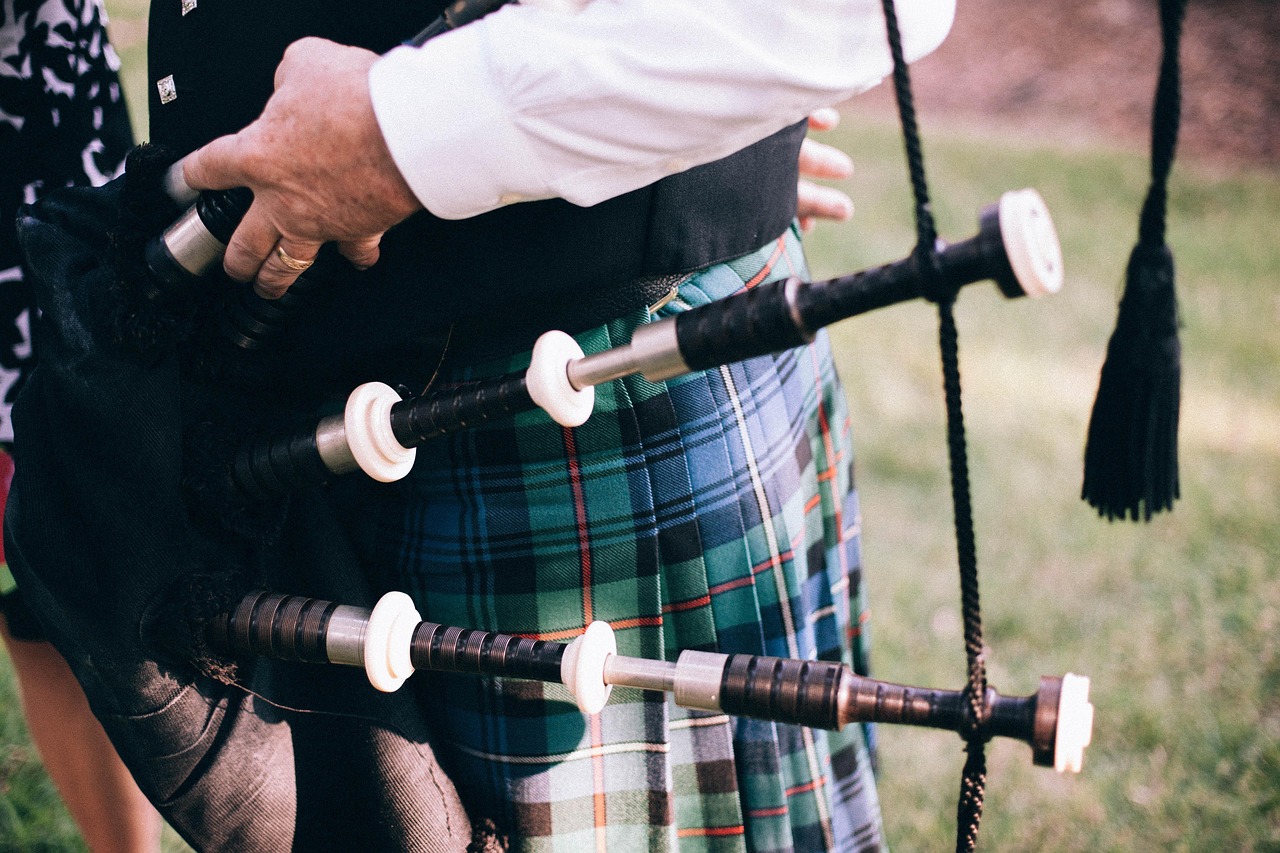 The History of the Kilt: From Tradition to Modern Trends